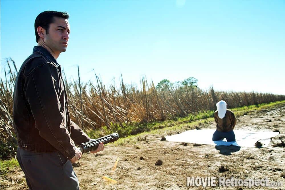 Looper - movie still - Execution